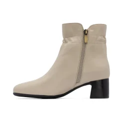 Hot Avenue Mid Metatarsal Women Boots