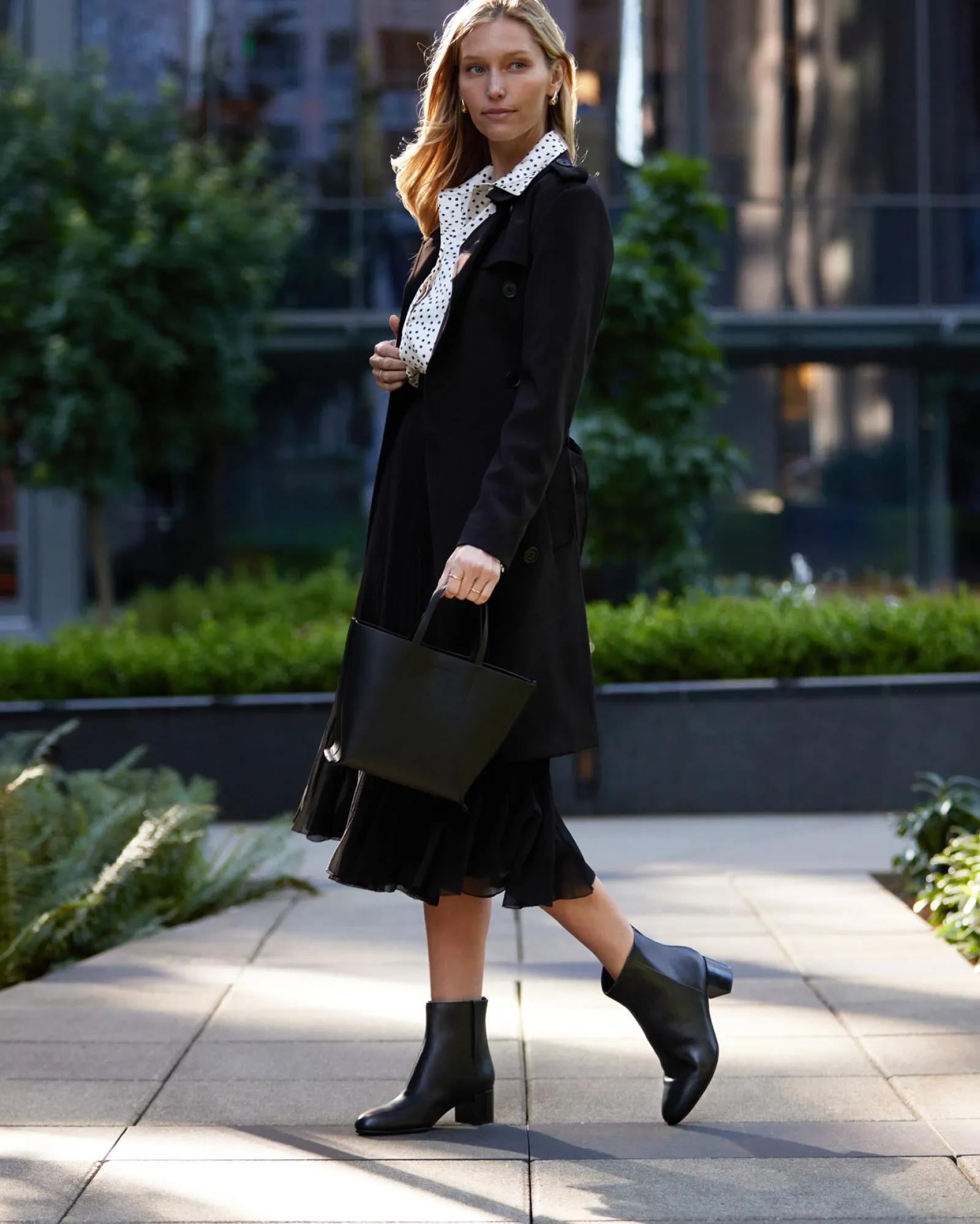 Outlet Plaza Back Zip Metatarsal Women Boots