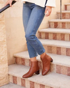 Hot Plaza Back Zip Metatarsal Women Boots