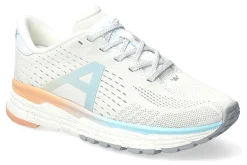 Hot Terrain Women Athletic Shoes