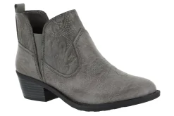 Discount Legend Women Boots