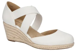 Online Pari Women Sandals
