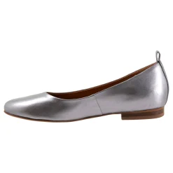 Hot Kiris Women Slip Ons|Slip Ons