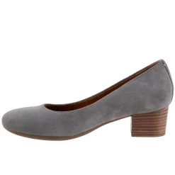 Discount Lynn Women Slip Ons|Slip Ons