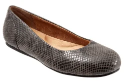 Online Sonoma Women Slip Ons|Slip Ons