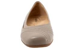 Sale Sasha Women Casual Shoes